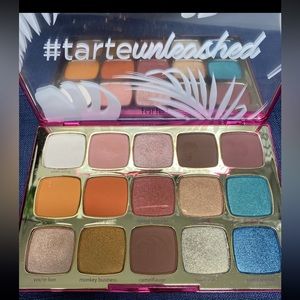 Tarte Eyeshadow Palette Unleased with mini Mascara
